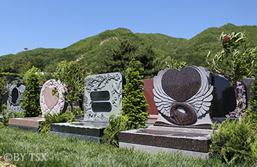 天寿陵园艺术墓区