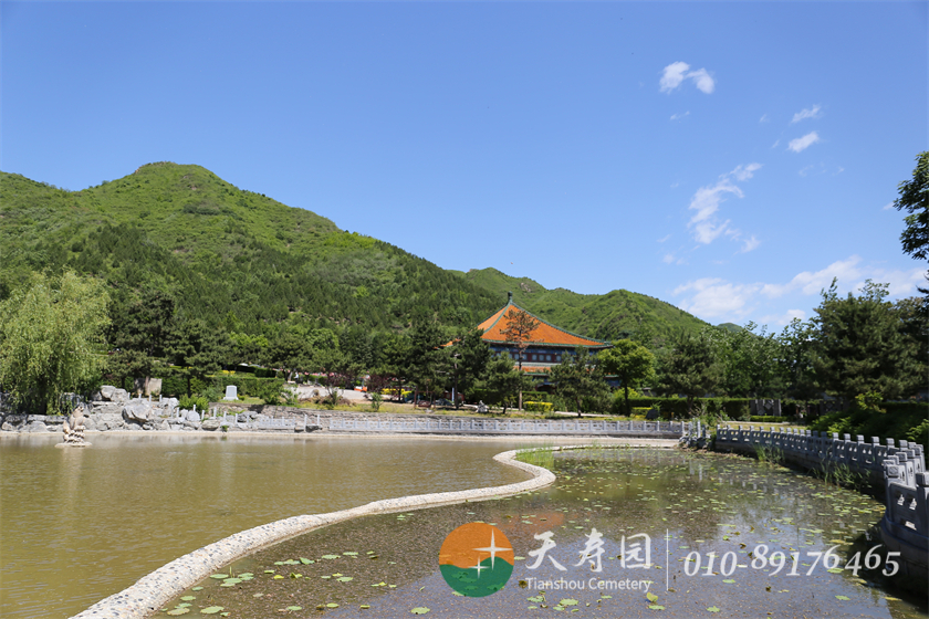 天寿陵园园区环境优美 天寿陵园园区环境优美