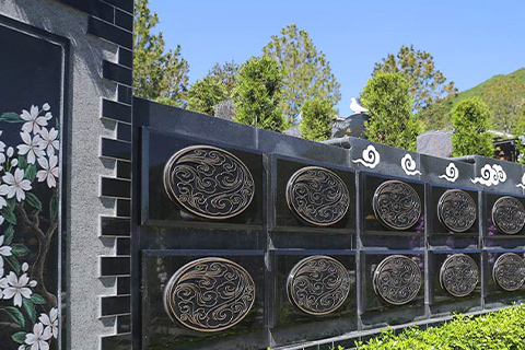 天寿陵园墓地价格是不是很贵？