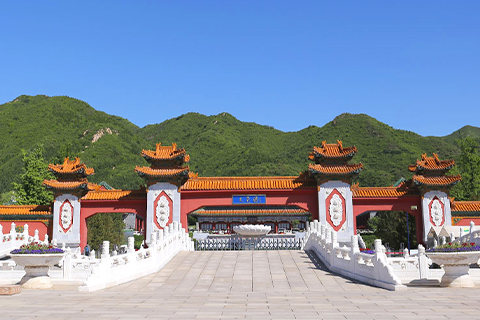 天寿陵园是正规公墓吗？可以随便进入吗？