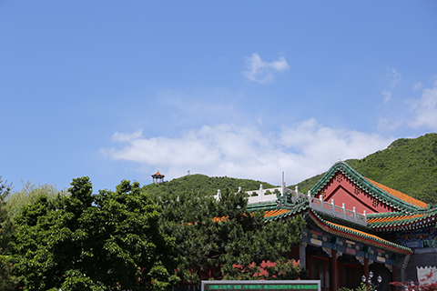 九公山纪念和天寿陵园那个比较好？
